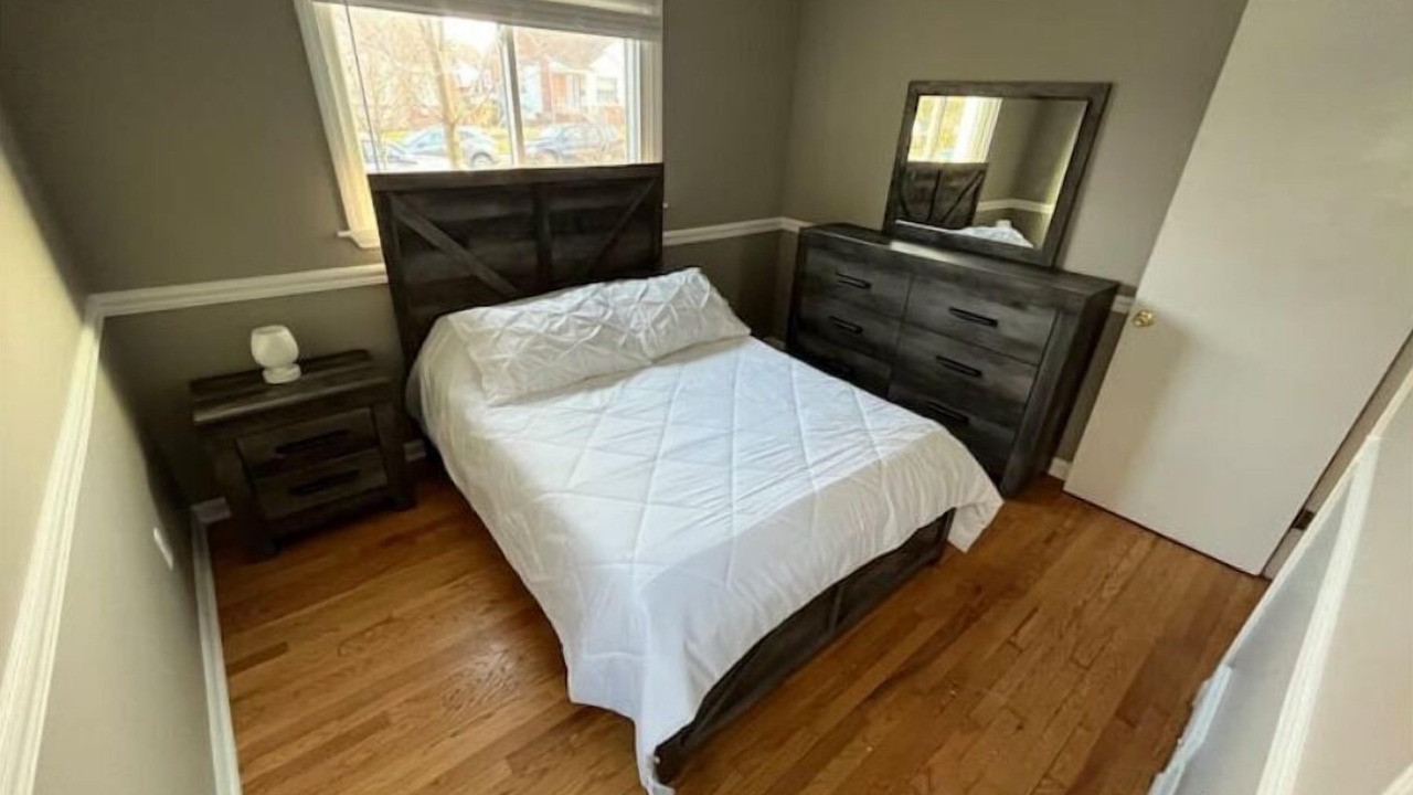 Photo of Bedroom in Dearborn