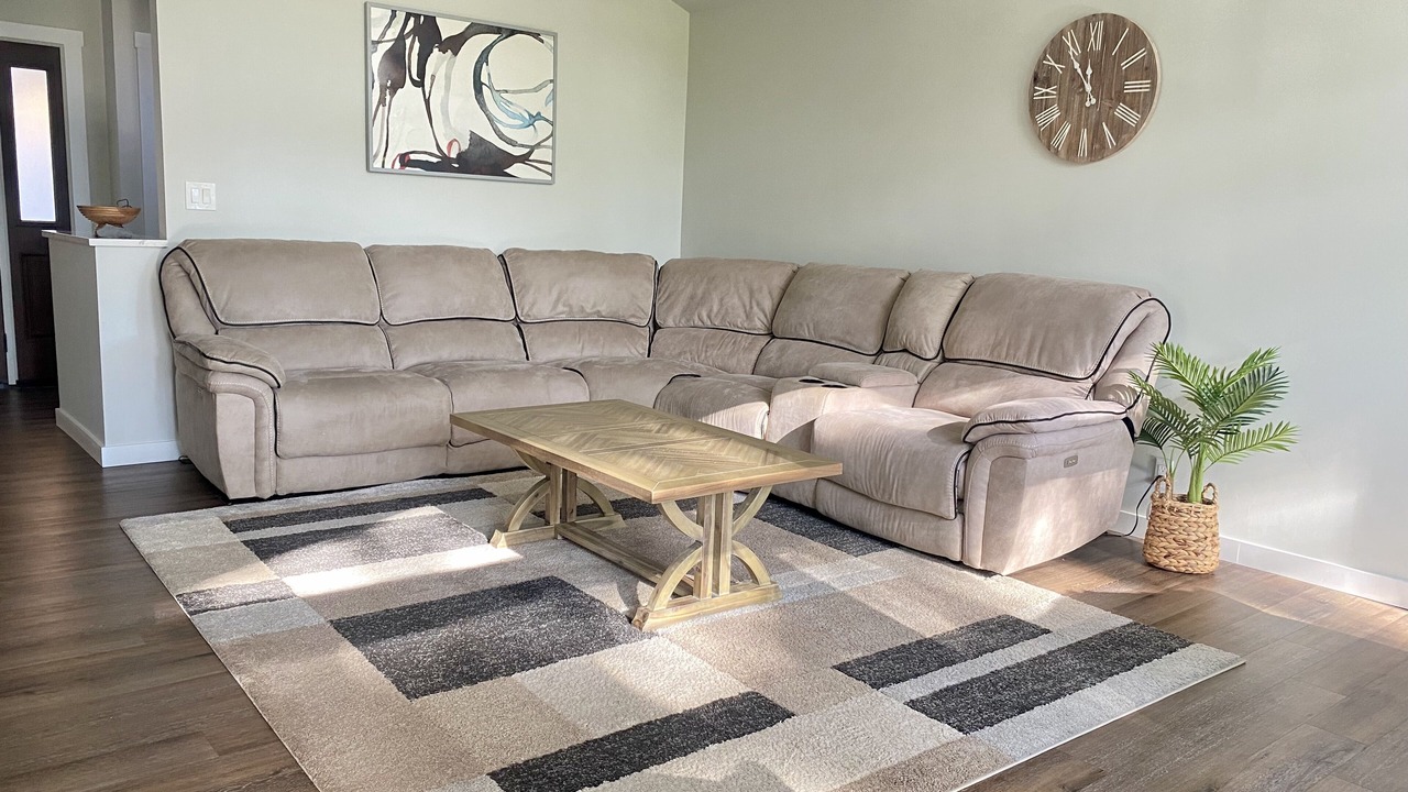 Photo of Livingroom in West Hills