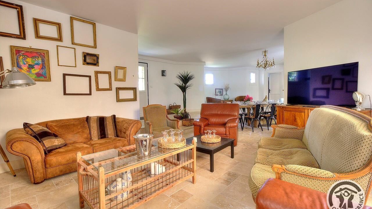 Photo of Livingroom in Grezieu-la-Varenne