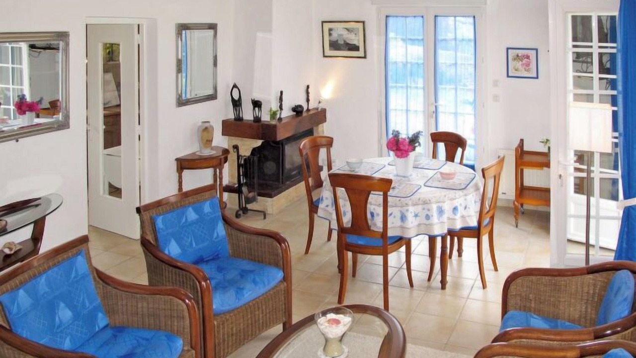 Photo of Livingroom in Saint-Michel-en-Greve
