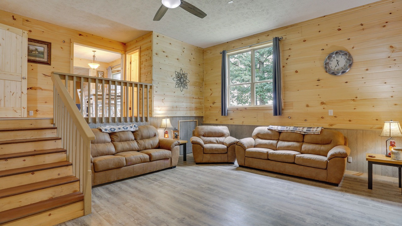 Photo of Bedroom in Flat Rock