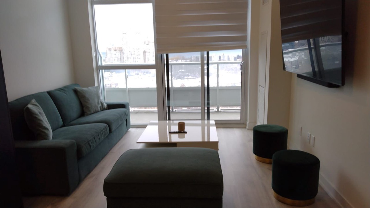 Photo of Livingroom in Humber Bay