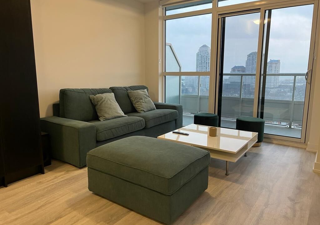 Photo of Livingroom in Humber Bay