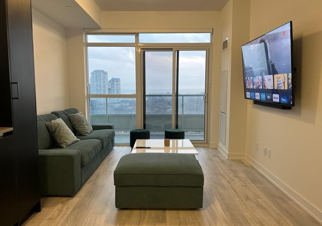 Photo of Livingroom in Humber Bay