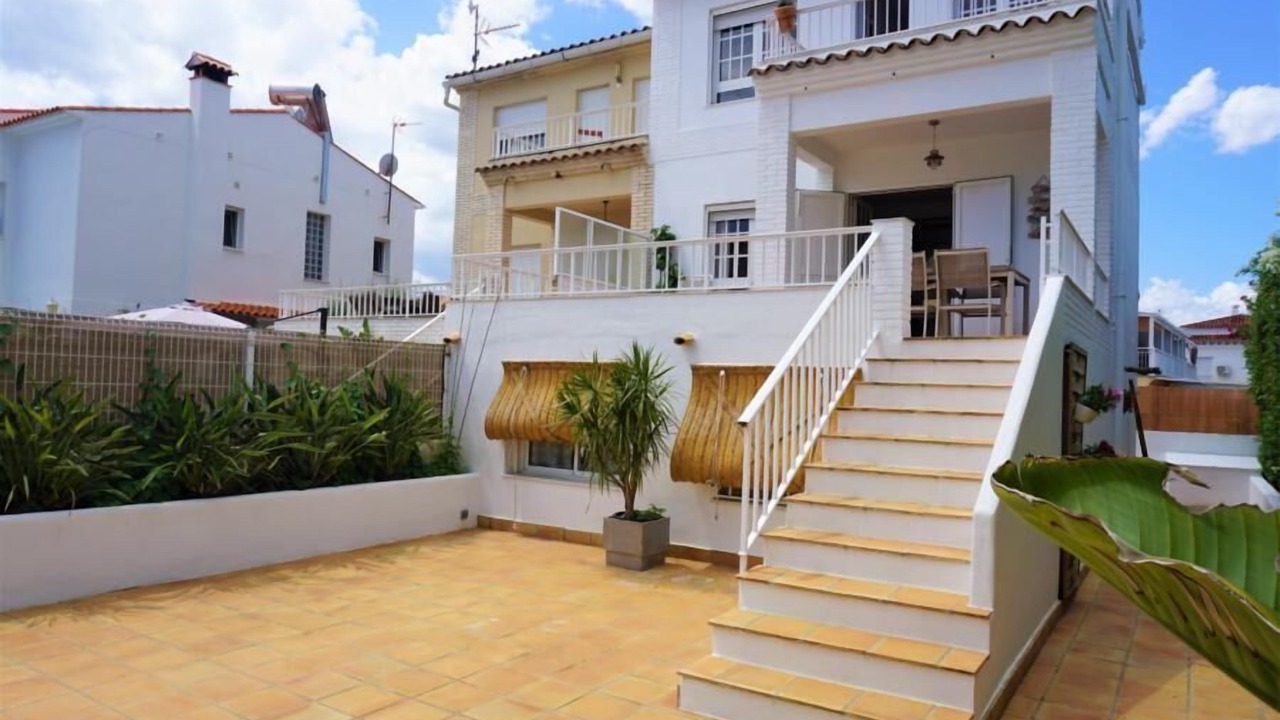Photo of Outdoor in Oliva