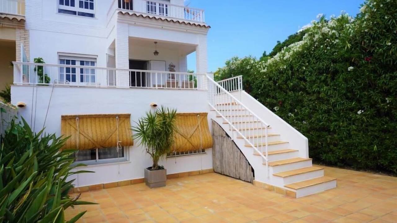 Photo of Outdoor in Oliva