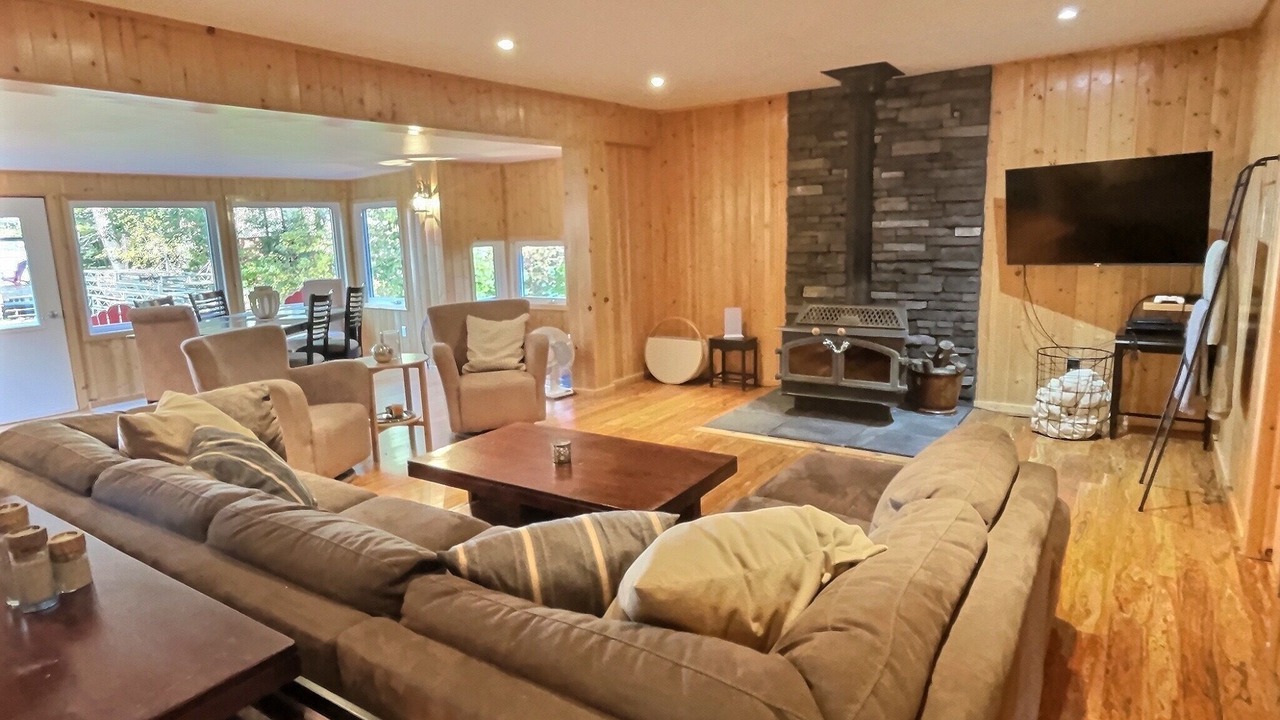 Photo of Livingroom in Beaconia
