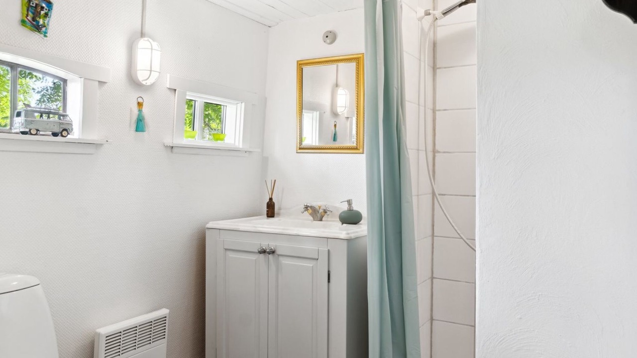 Photo of Bathroom in Akirkeby