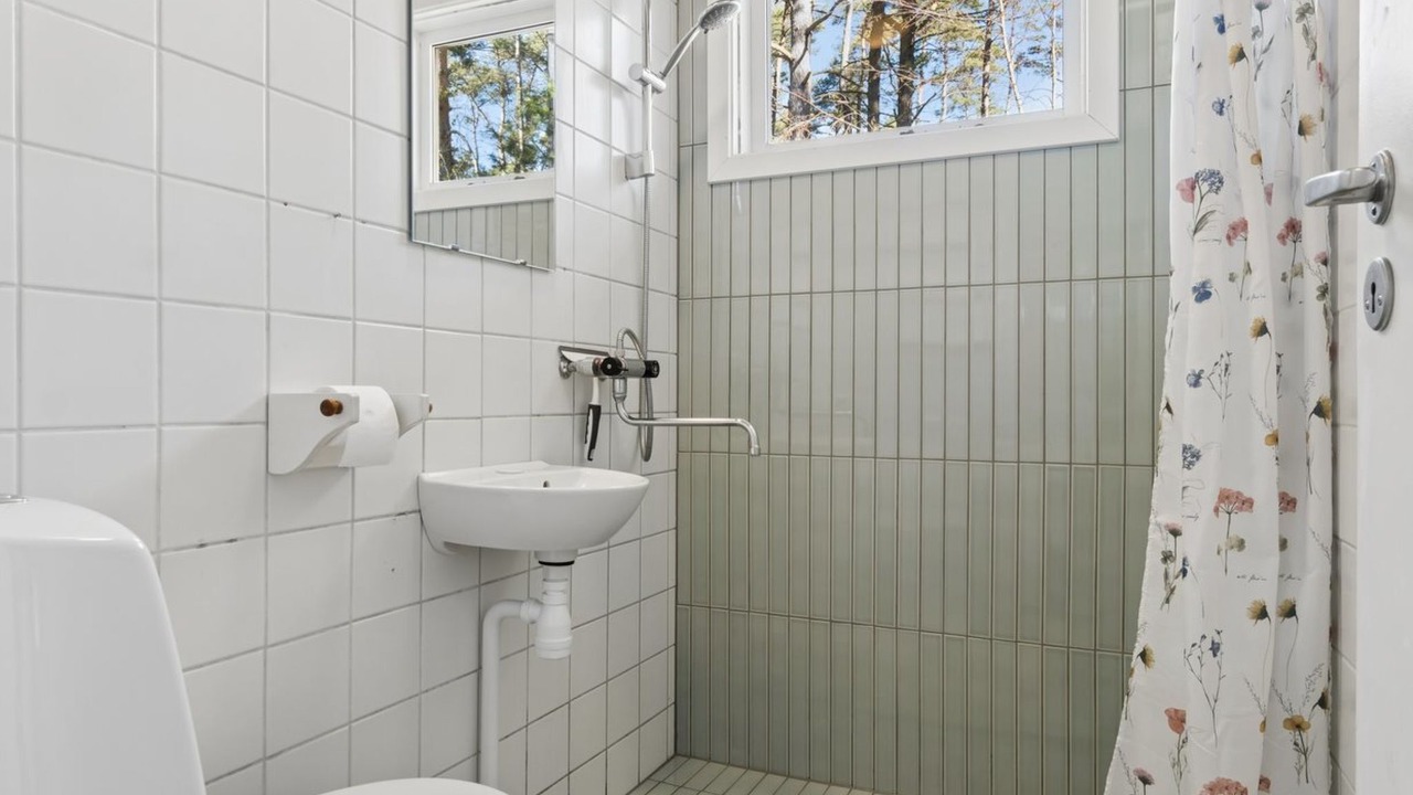 Photo of Bathroom in Pedersker