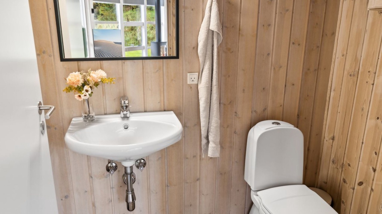 Photo of Bathroom in Femmøller