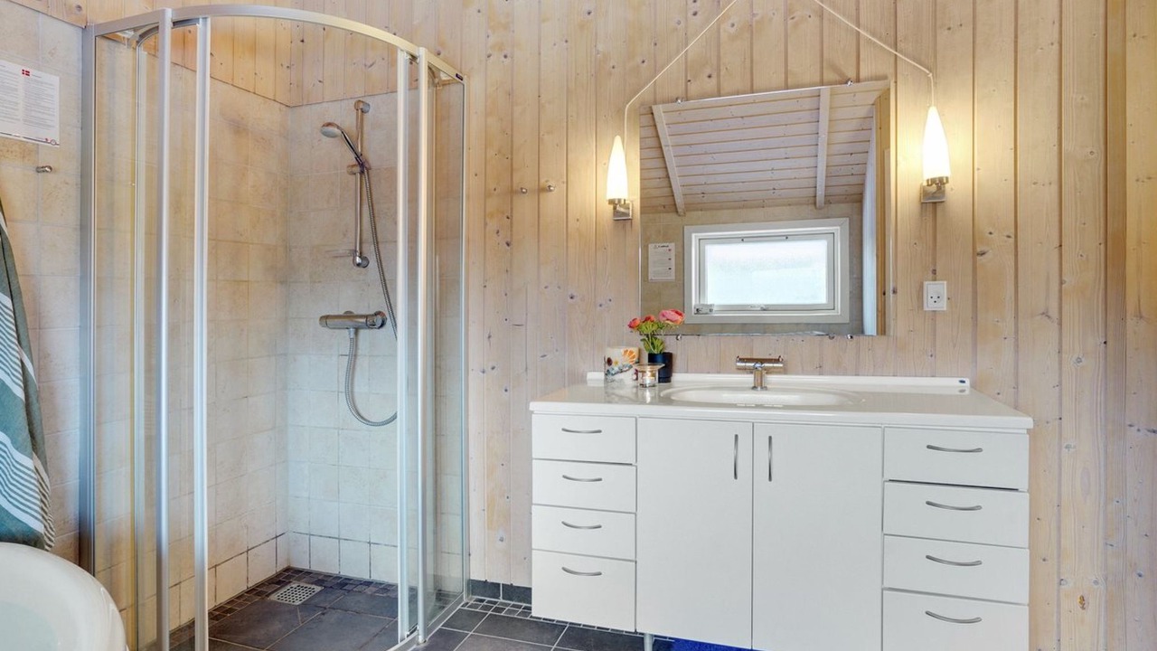 Photo of Bathroom in Oster Hurup