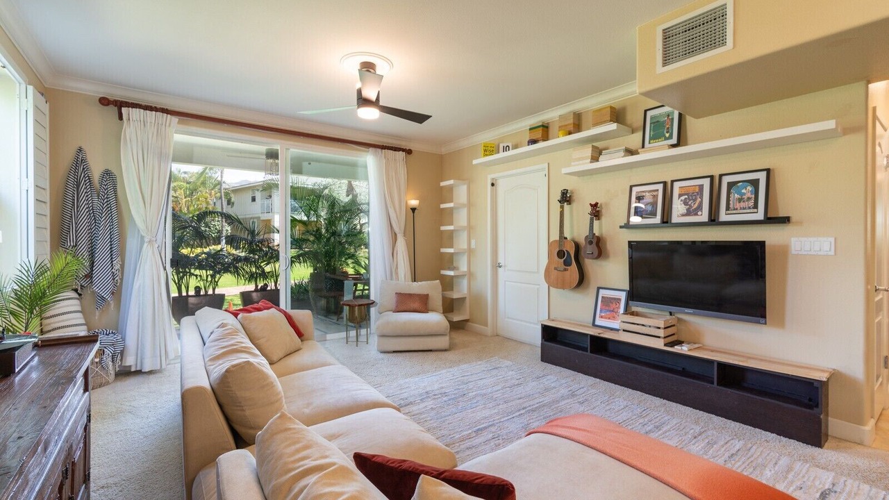 Photo of Livingroom in Kapolei
