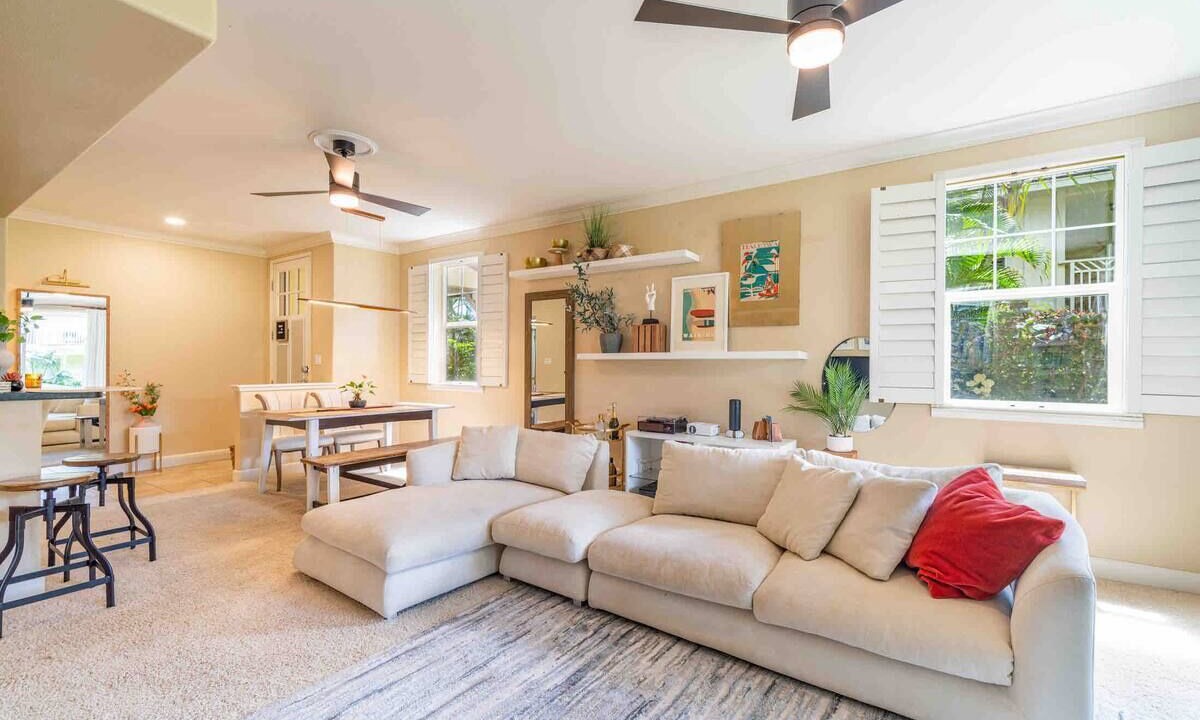 Photo of Livingroom in Kapolei