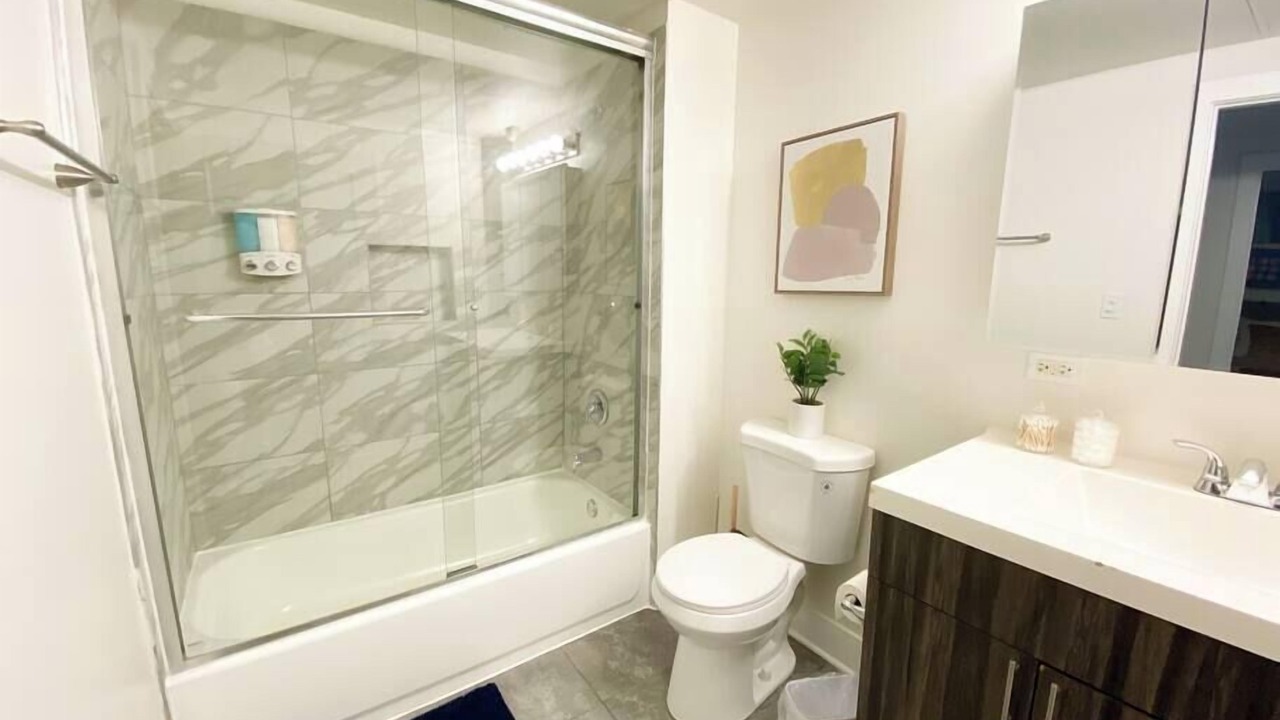 Photo of Bathroom in Near South Side