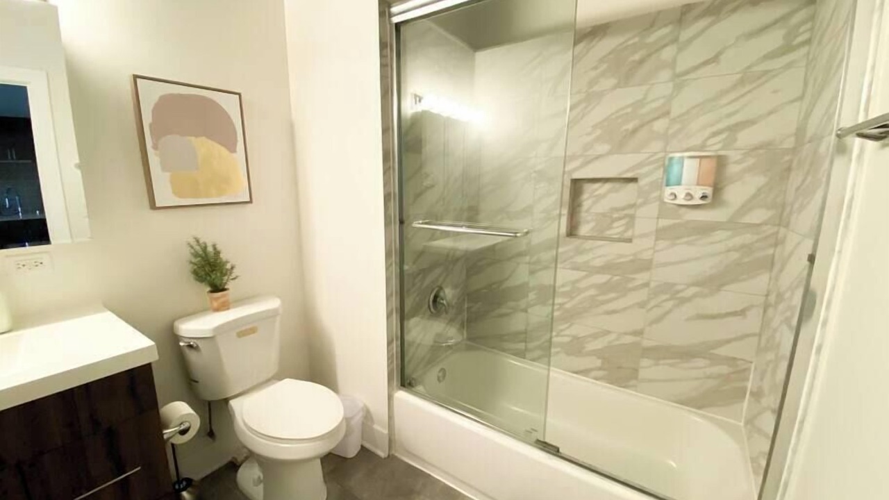 Photo of Bathroom in Near South Side