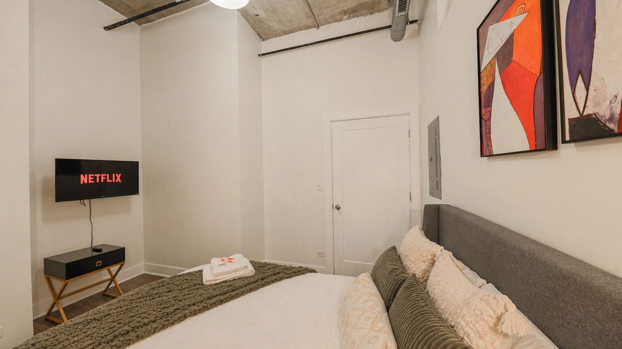 Photo of Bedroom in Near South Side
