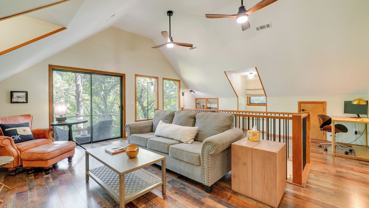 Photo of Livingroom in Eufaula
