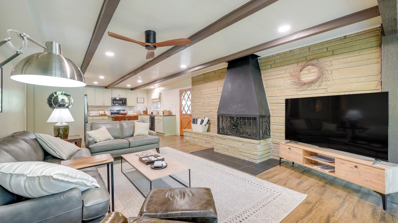 Photo of Livingroom in Eufaula