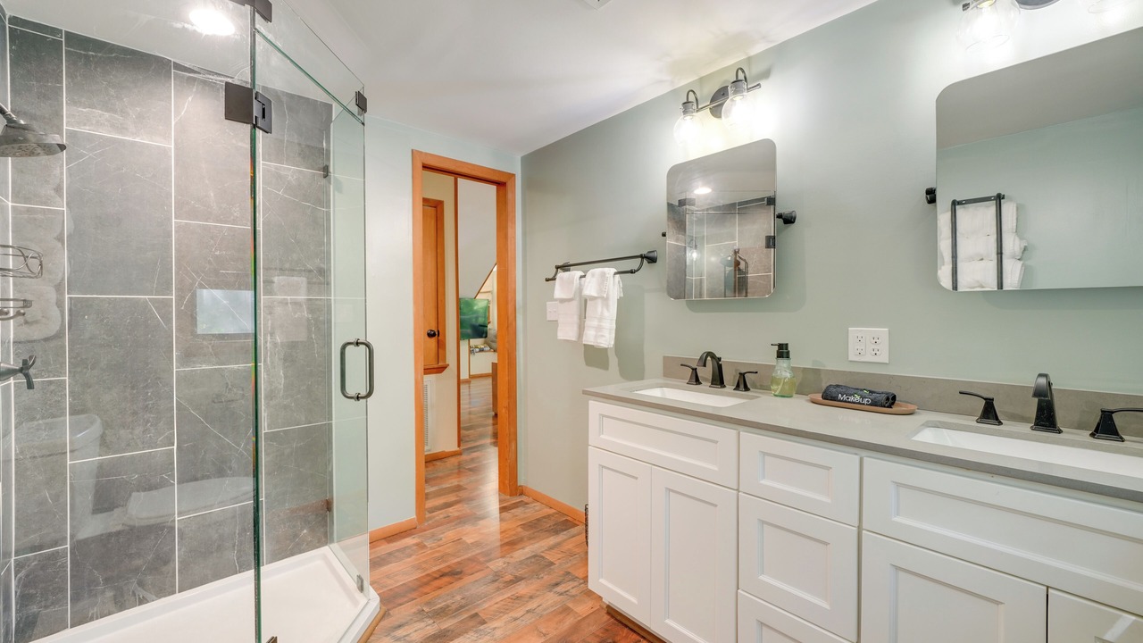 Photo of Bathroom in Eufaula