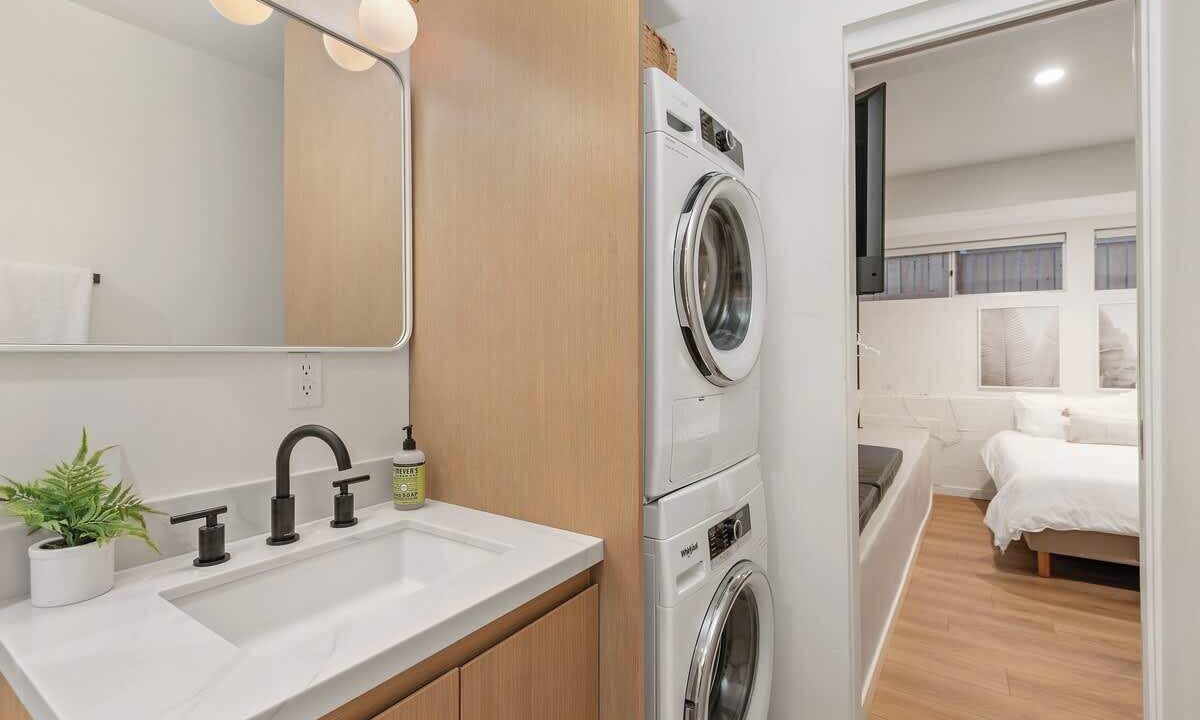 Photo of Bathroom in Mission Hills