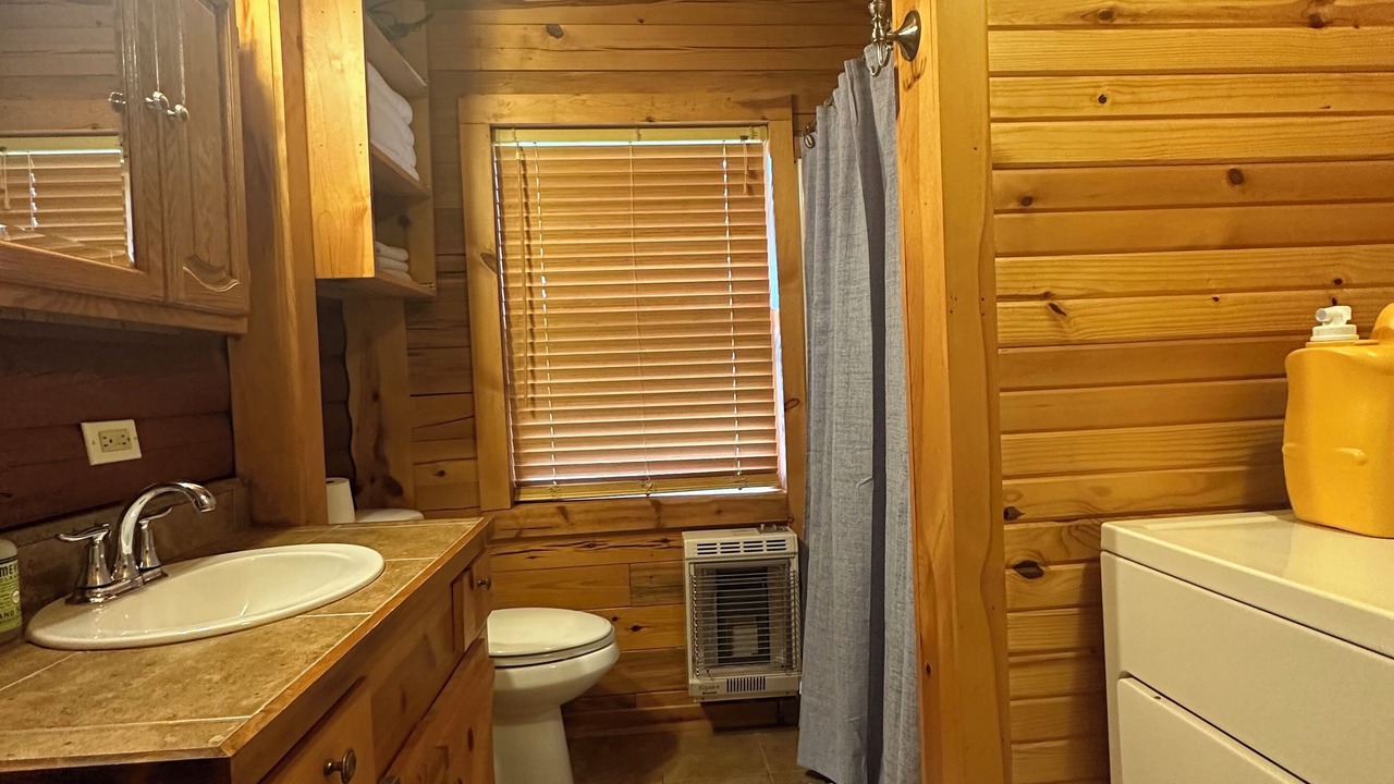 Photo of Bathroom in Ponca