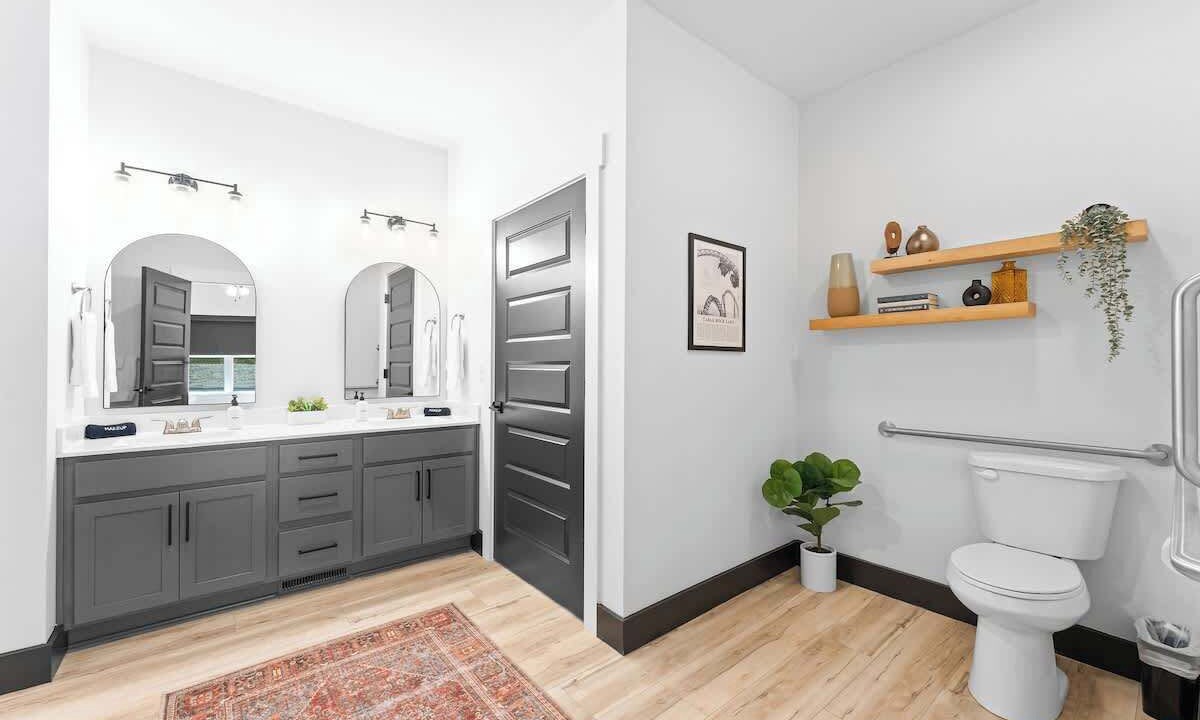 Photo of Bathroom in Kimberling City