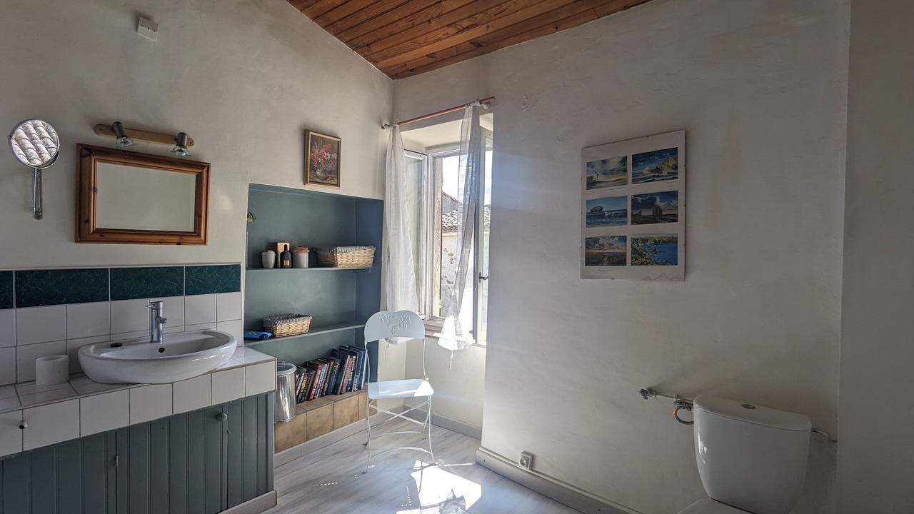 Photo of Bathroom in Montclar