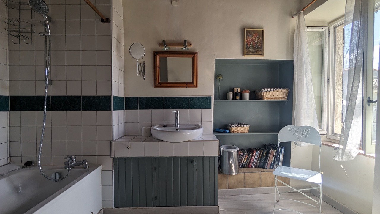 Photo of Bathroom in Montclar