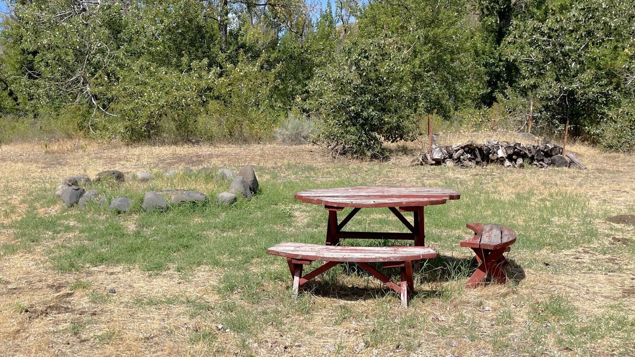 Photo of Others in Naches