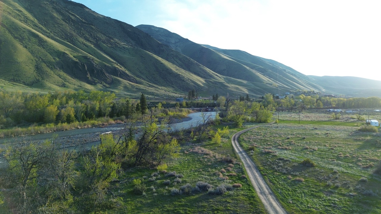 Photo of Others in Naches