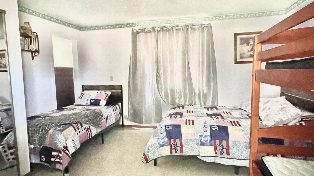 Photo of Bedroom in Naches