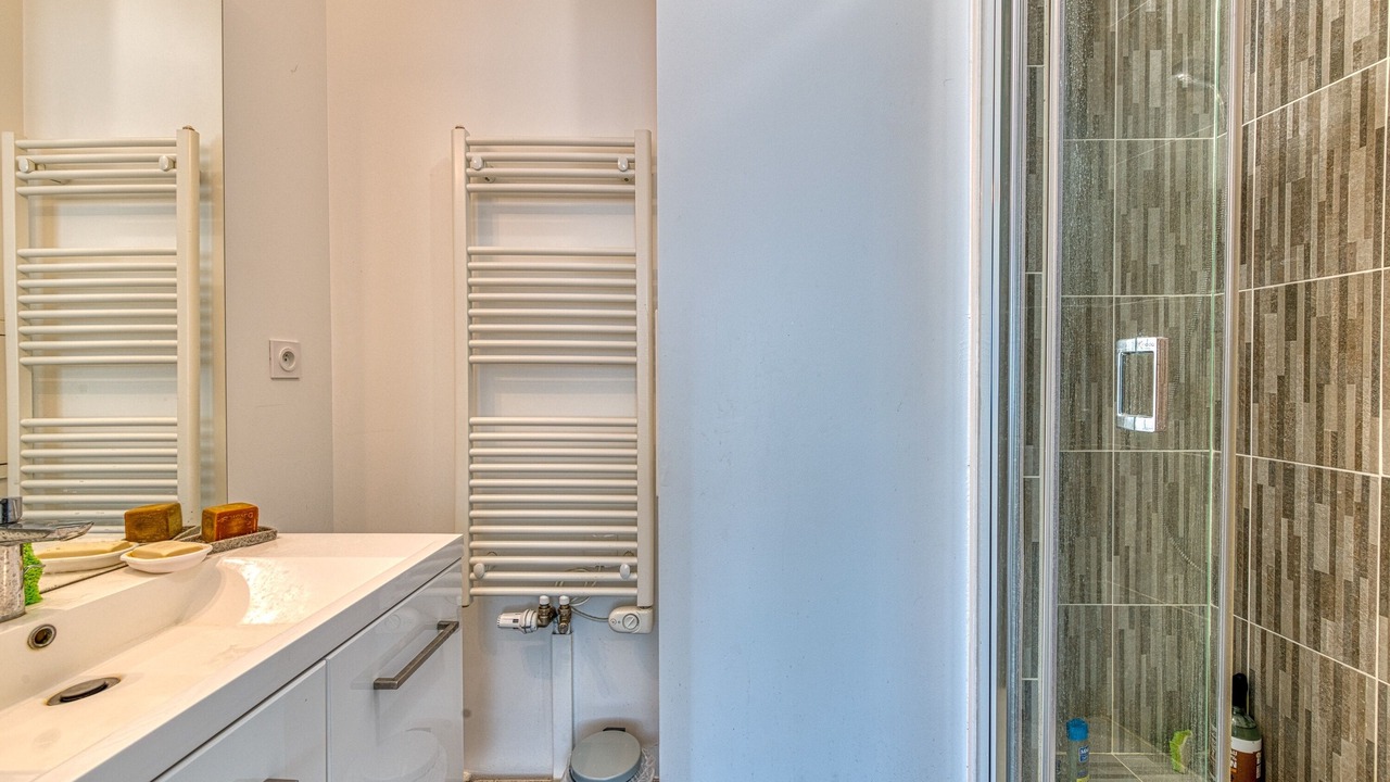 Photo of Bathroom in Epinay-sur-Seine