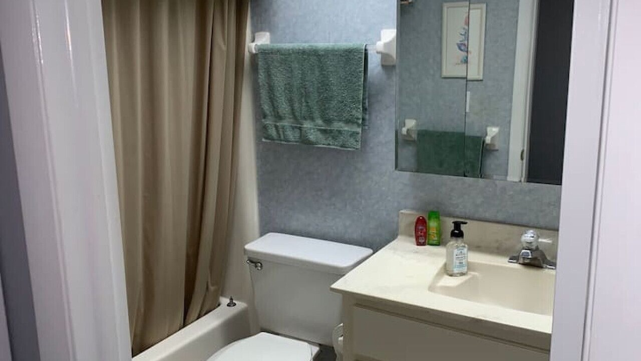 Photo of Bathroom in Clewiston