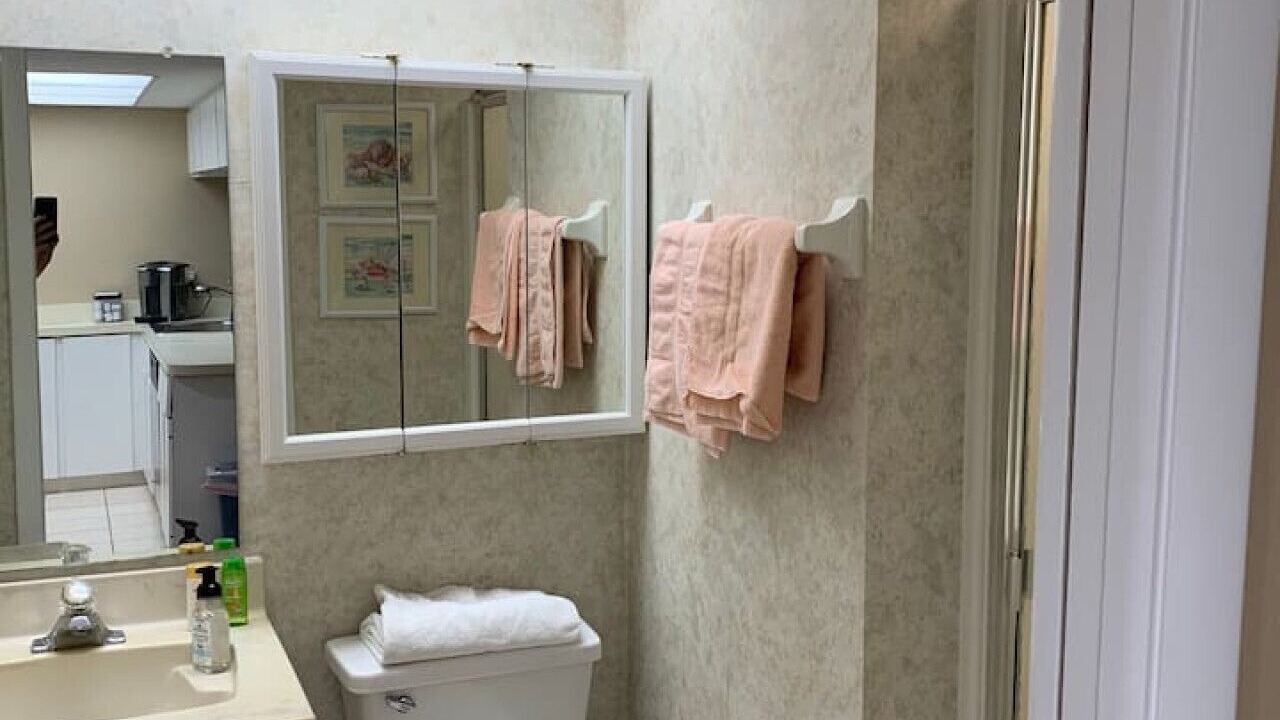 Photo of Bathroom in Clewiston