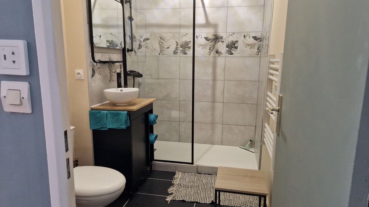 Photo of Bathroom in Saint-Valery-en-Caux