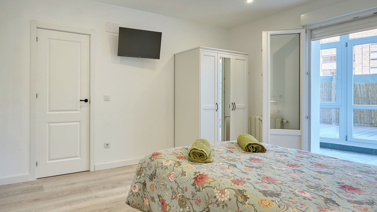 Photo of Bedroom in Logrono Historic Centre