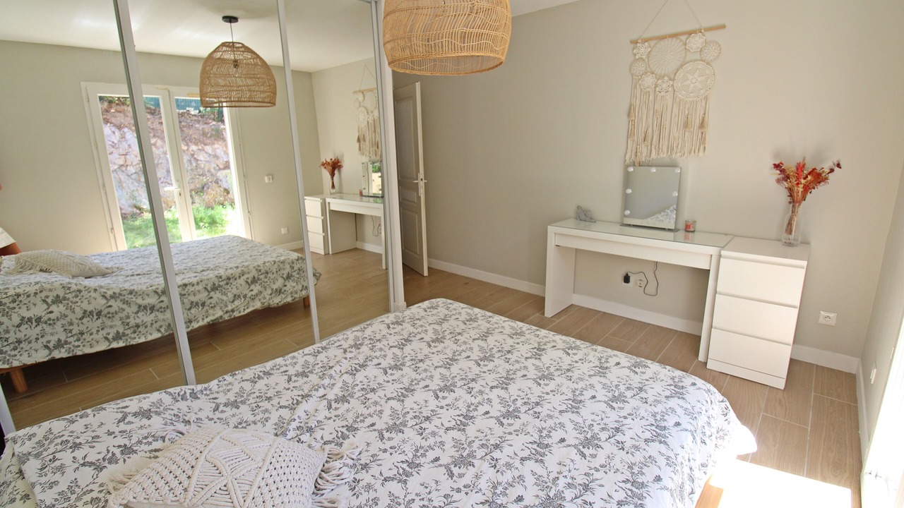 Photo of Bedroom in La Seyne-sur-Mer