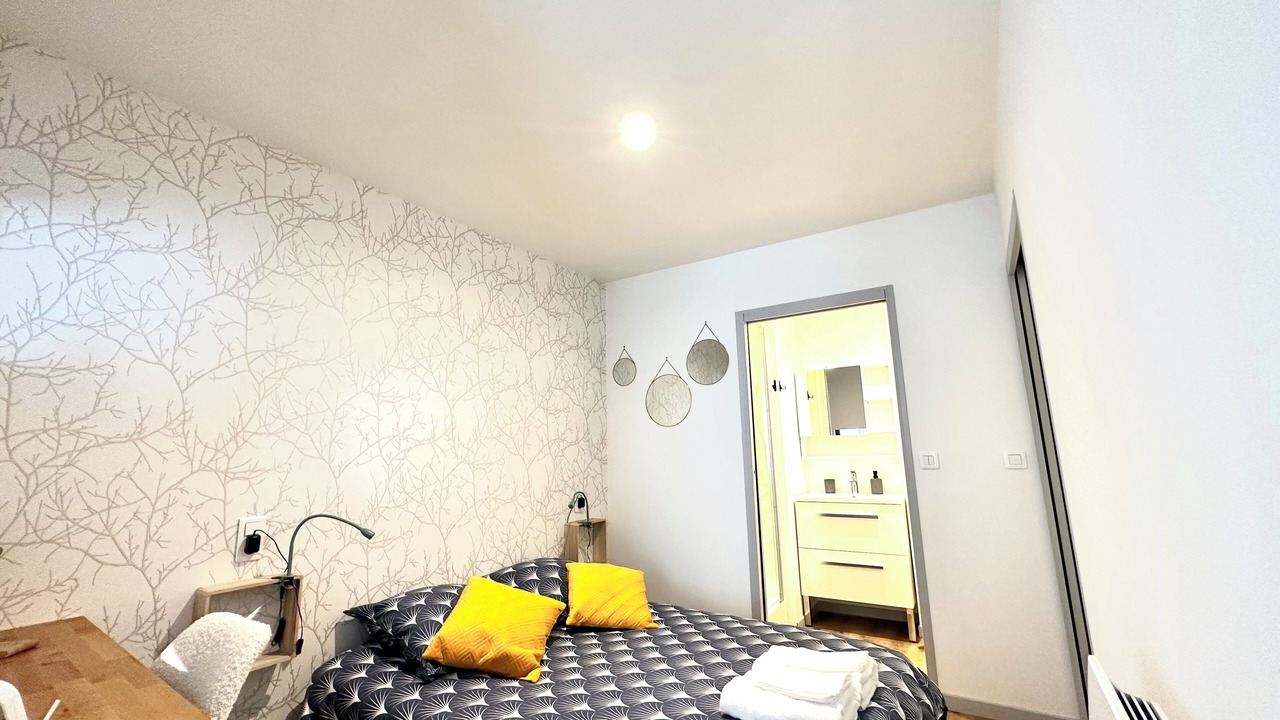 Photo of Bedroom in Limoges