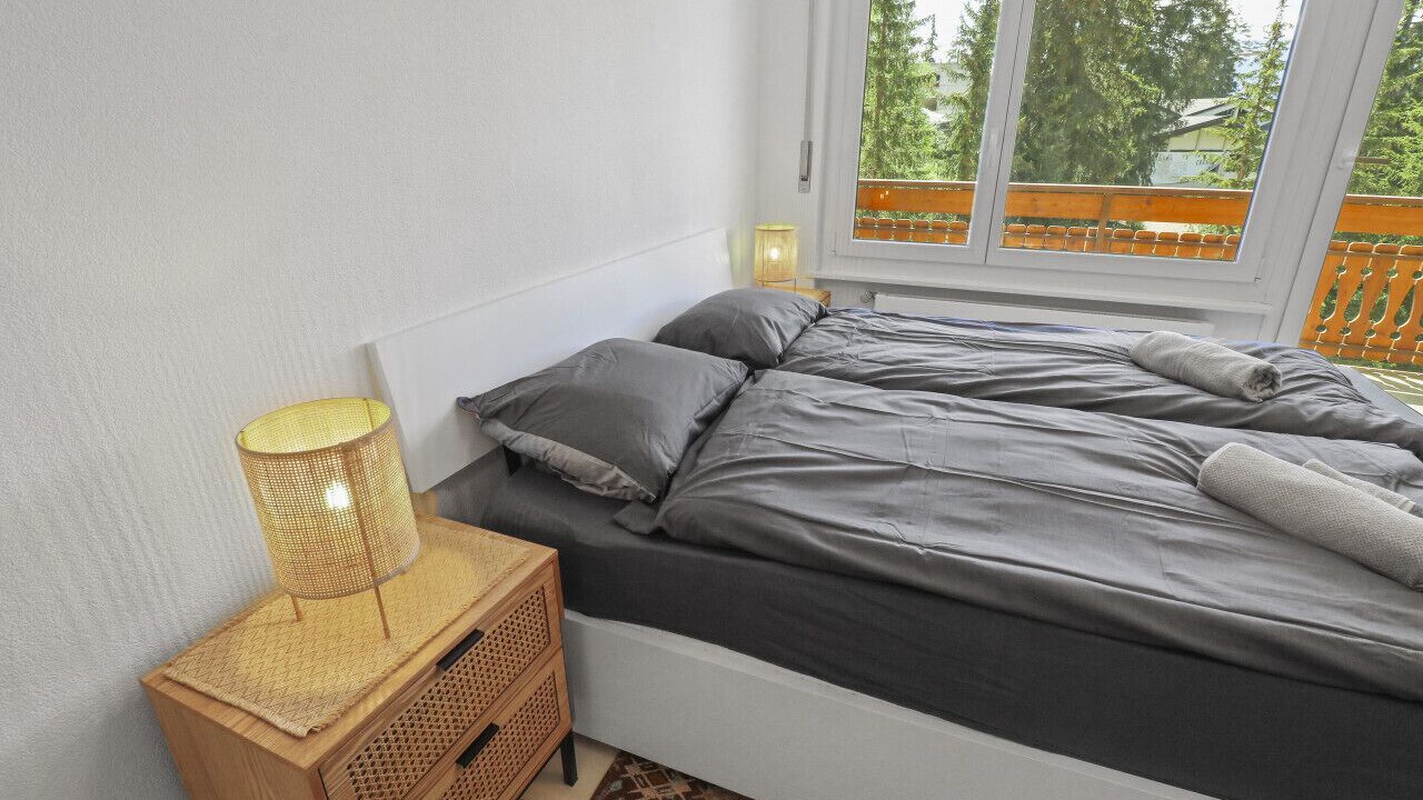 Photo of Bedroom in Lens