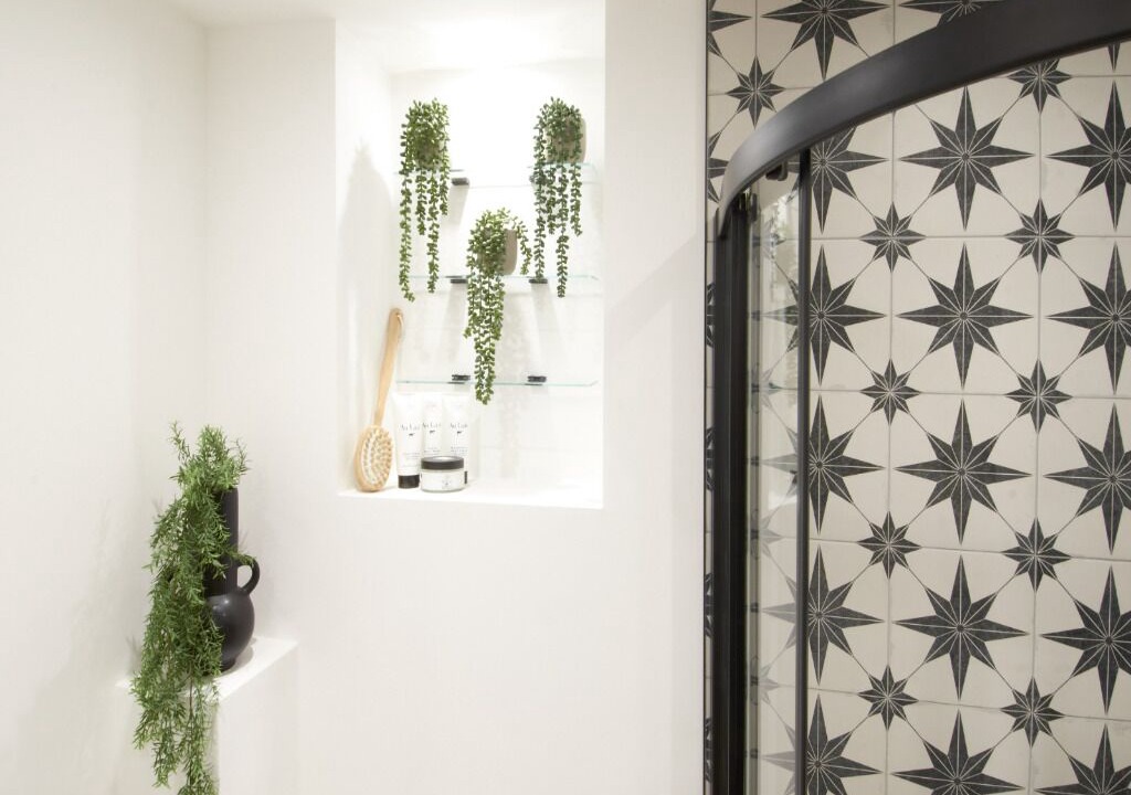 Photo of Bathroom in Grove Park Village