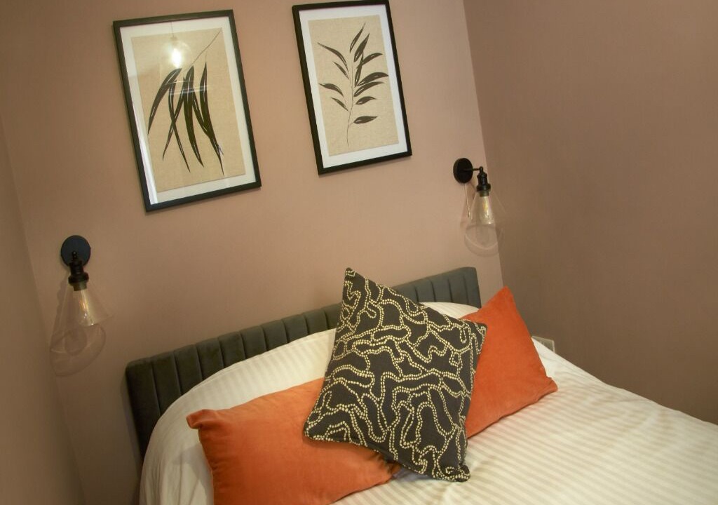 Photo of Bedroom in Grove Park Village