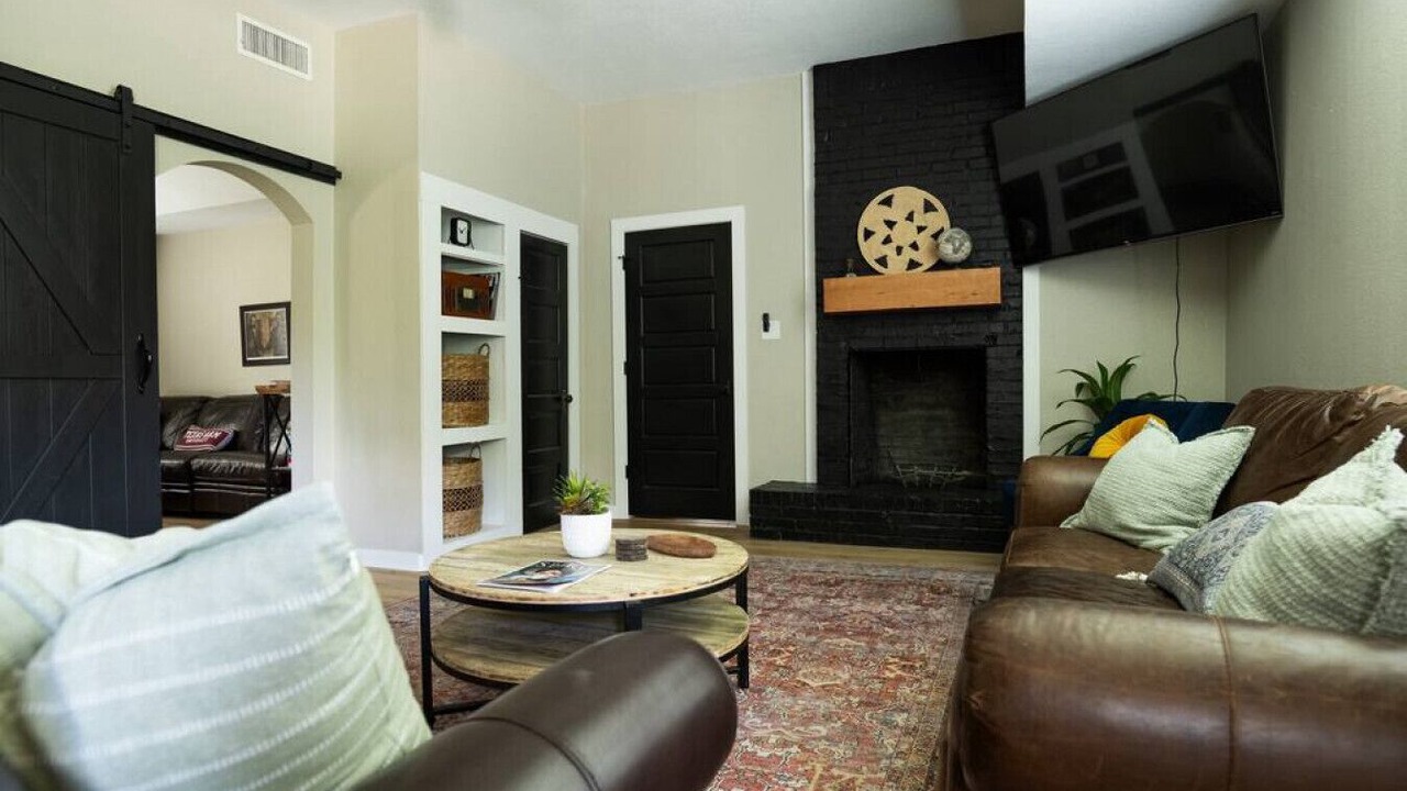 Photo of Livingroom in Bryan
