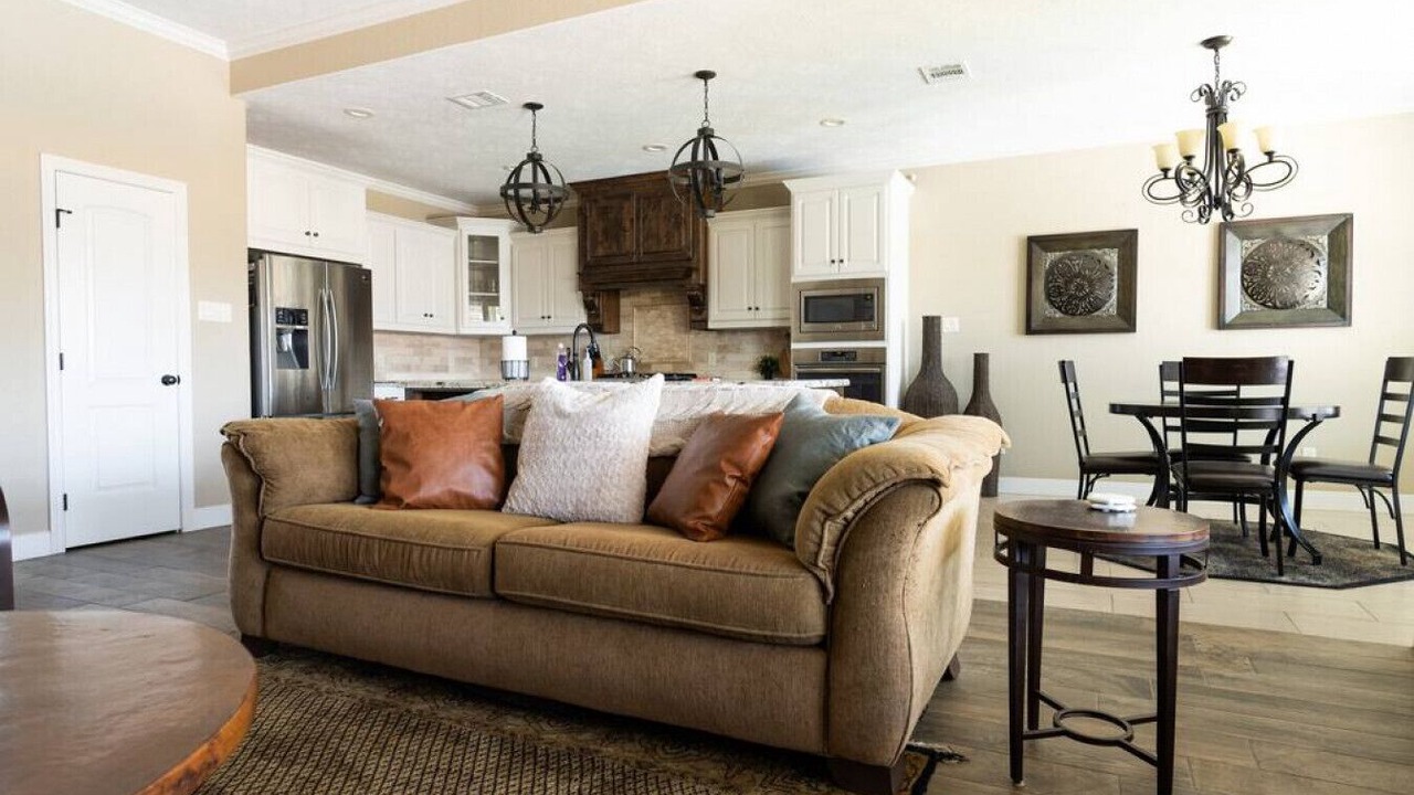 Photo of Livingroom in Bryan