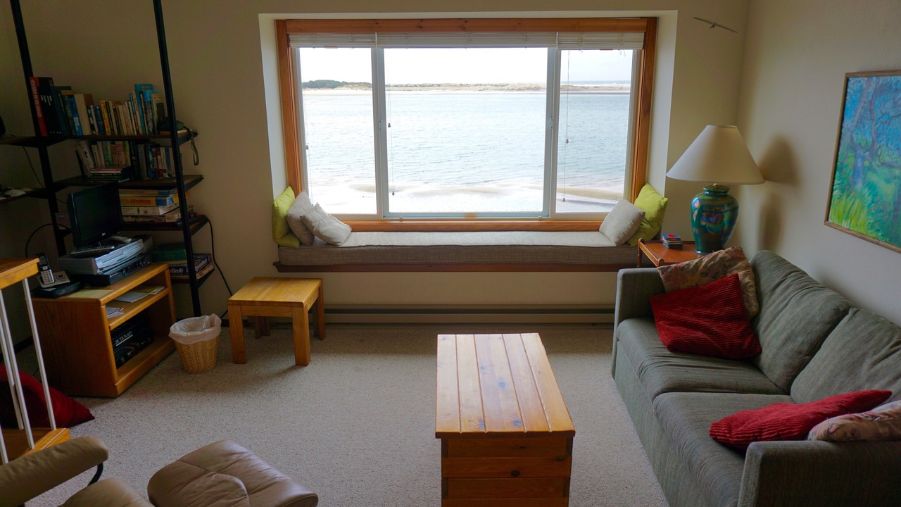 Photo of Bedroom in Netarts