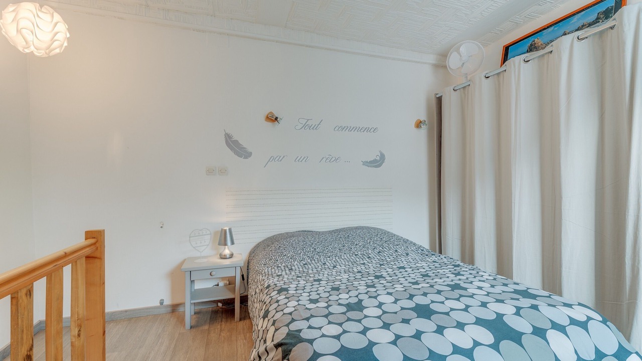 Photo of Bedroom in Pontorson