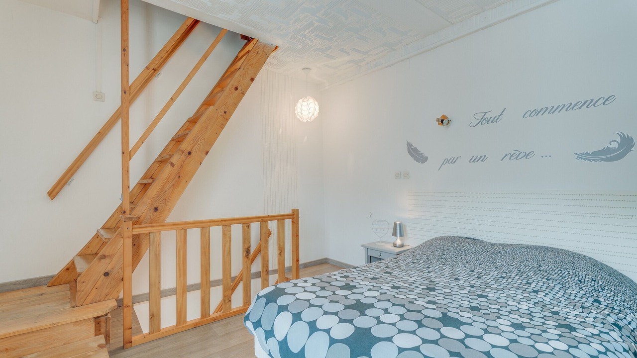 Photo of Bedroom in Pontorson