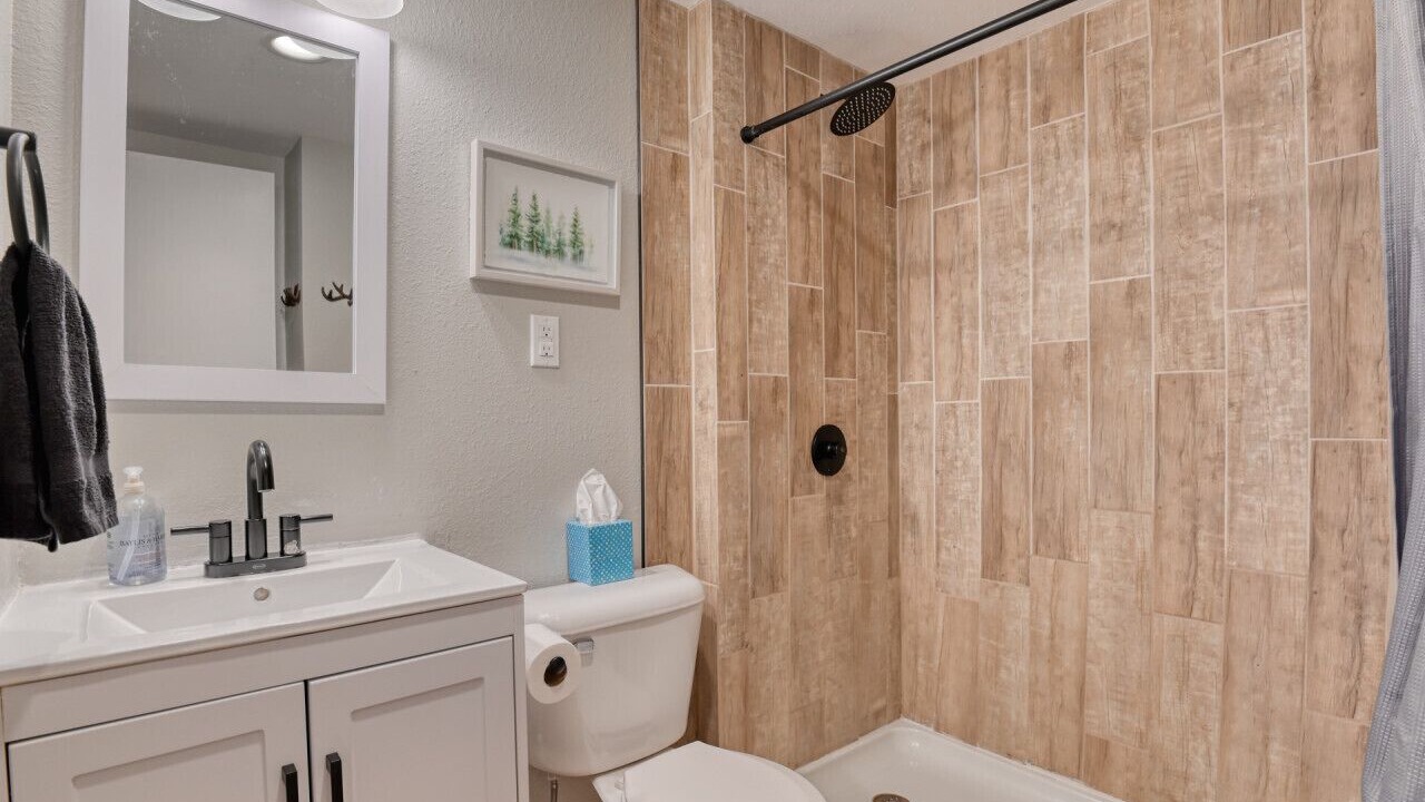 Photo of Bathroom in Green Mountain Falls