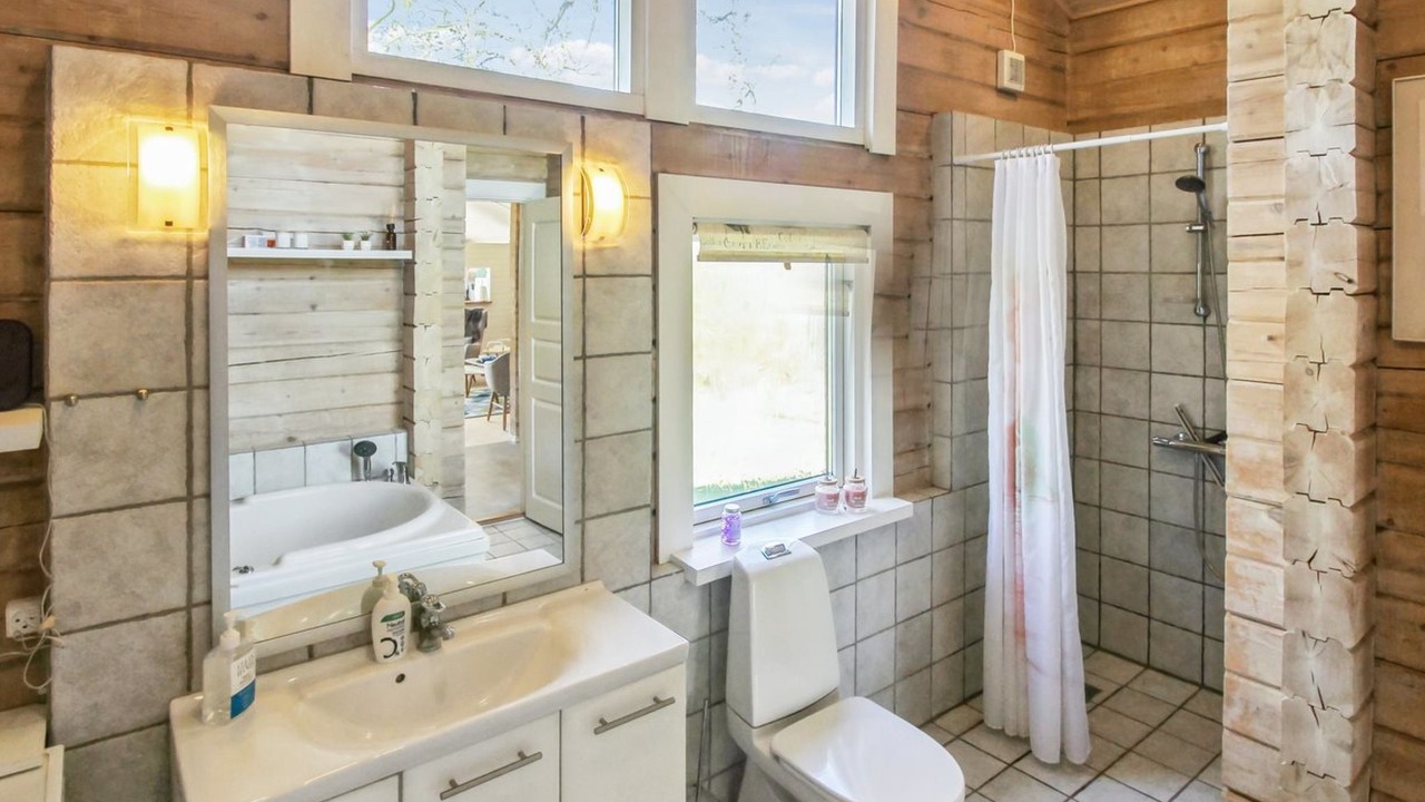 Photo of Bathroom in Arnager