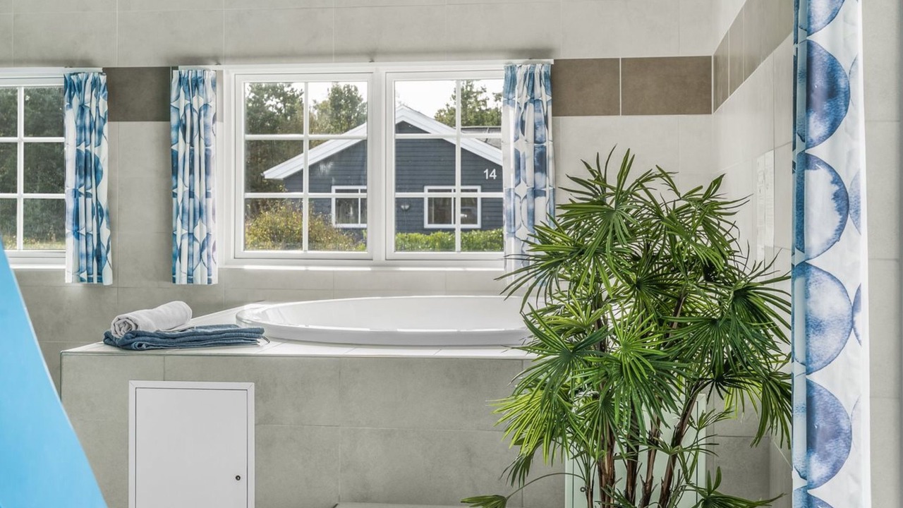 Photo of Bathroom in Aalbaek