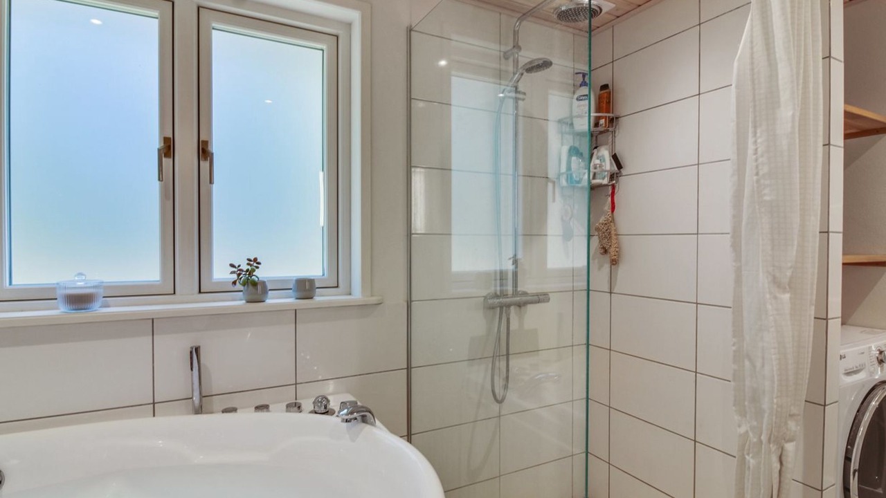 Photo of Bathroom in Strandby